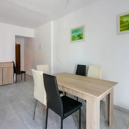 Ketryn Apartment Crikvenica