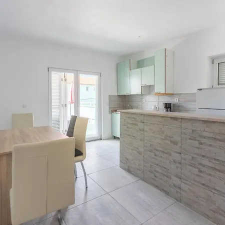 Apartment Ketryn