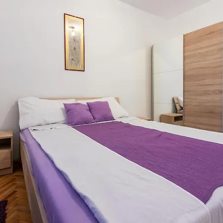 Ketryn Apartment *